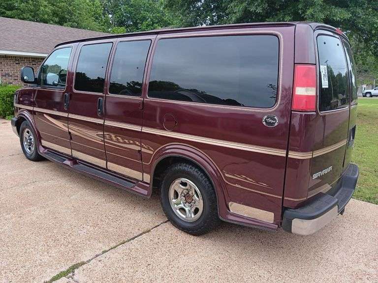2004 GMC Savana