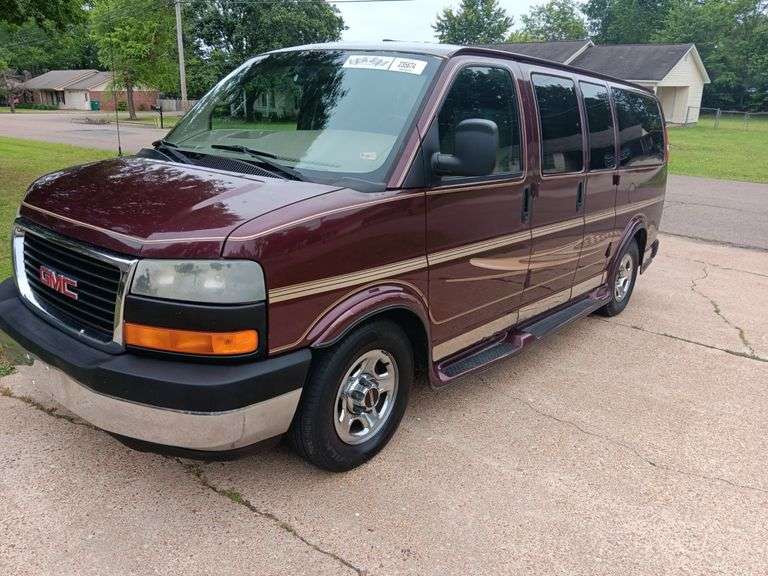 2004 GMC Savana