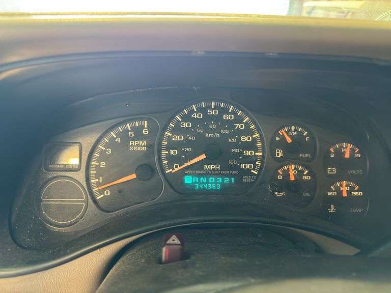 2002 CHEVROLET Tahoe