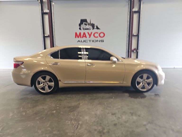 2009 LEXUS LS