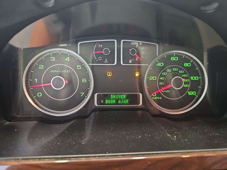 2008 FORD Taurus