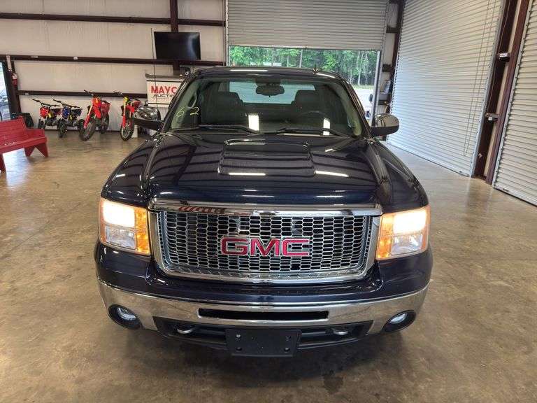 2011 GMC Sierra