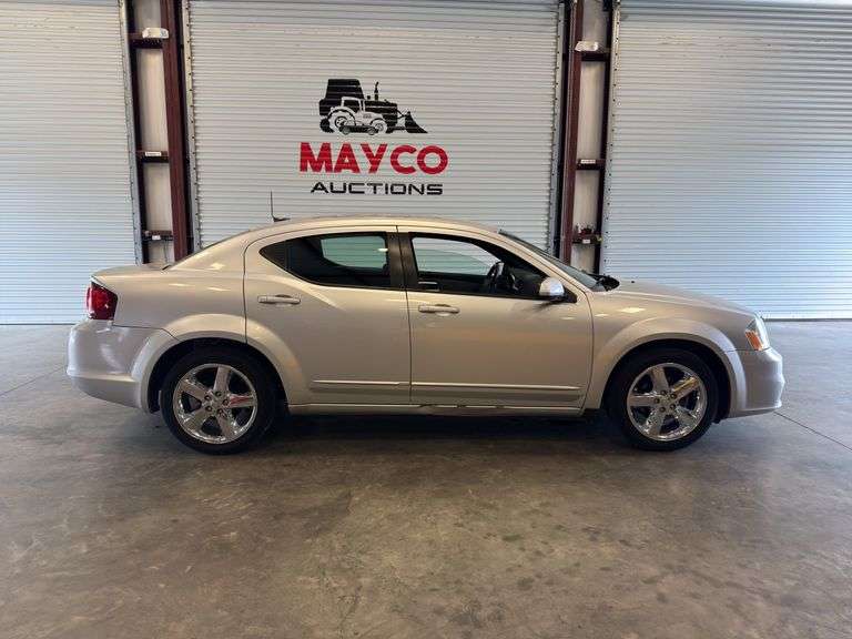2011 DODGE Avenger