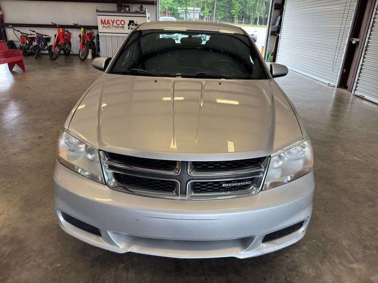 2011 DODGE Avenger