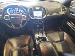 2011 CHRYSLER 300
