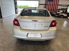 2011 DODGE Avenger