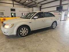 2008 FORD Taurus