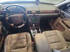 2008 FORD Taurus