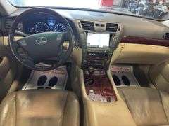 2009 LEXUS LS