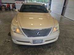 2009 LEXUS LS