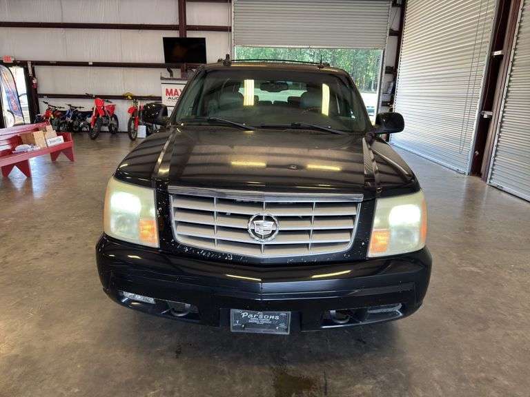 2003 CADILLAC Escalade