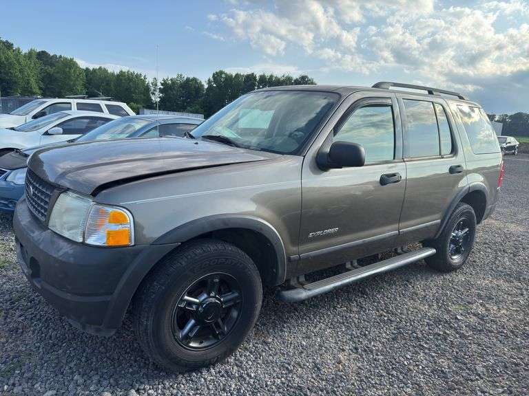 2004 FORD Explorer