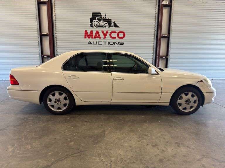 2003 LEXUS LS