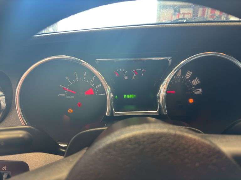 2005 FORD Mustang