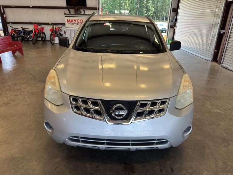 2011 NISSAN Rogue