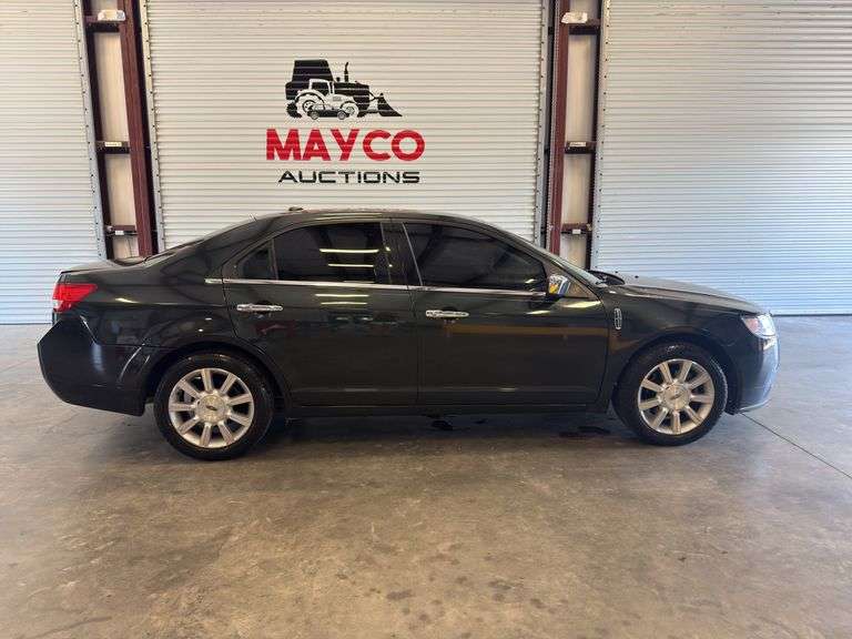 2010 LINCOLN MKZ