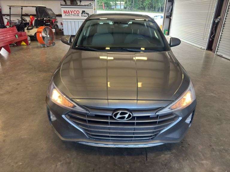 2019 HYUNDAI Elantra