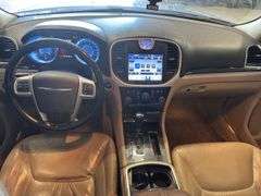 2011 CHRYSLER 300