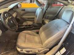 2005 FORD Mustang