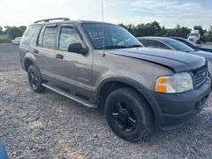 2004 FORD Explorer