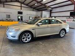 2011 FORD Taurus
