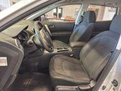 2011 NISSAN Rogue