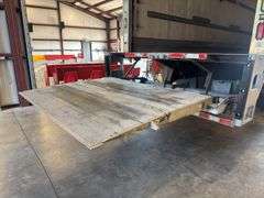 2013 FREIGHTLINER M2