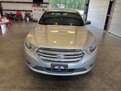 2013 FORD Taurus