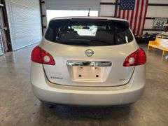 2011 NISSAN Rogue