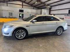 2013 FORD Taurus