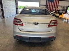 2013 FORD Taurus