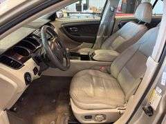 2011 FORD Taurus