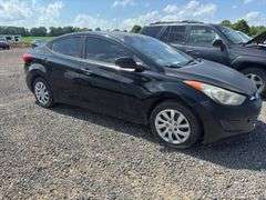 2012 HYUNDAI Elantra