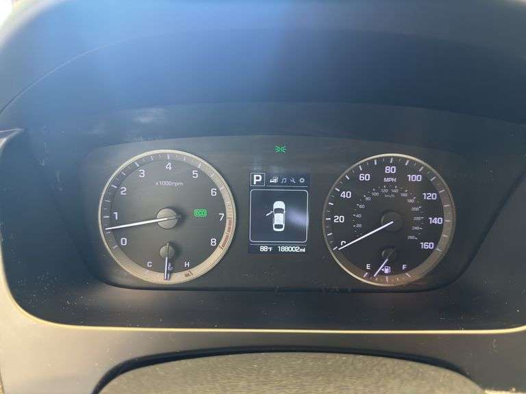 2016 HYUNDAI Sonata