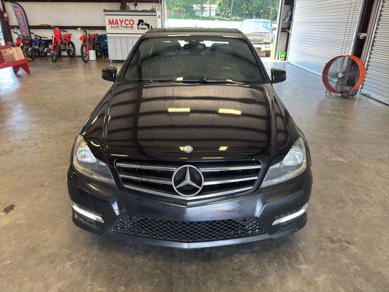 2013 MERCEDES-BENZ C-Class