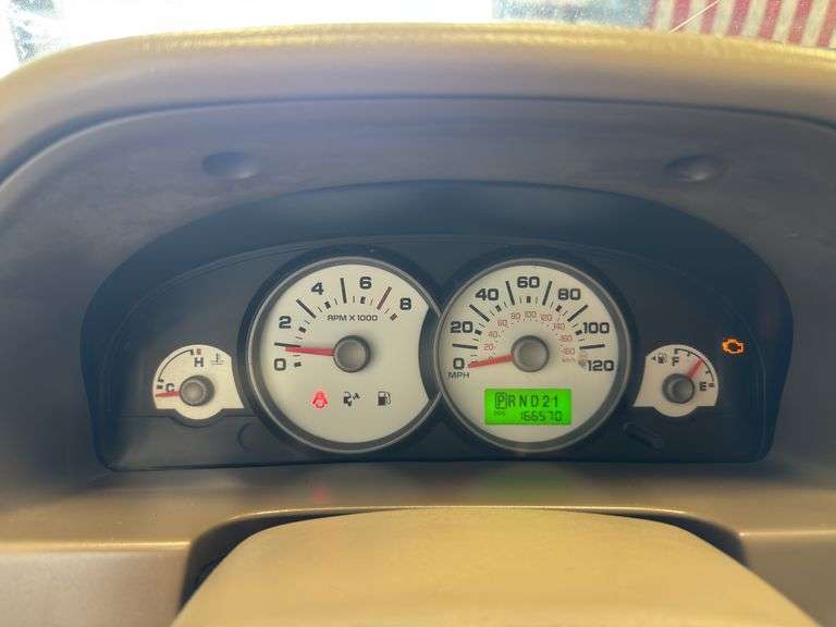 2005 FORD Escape