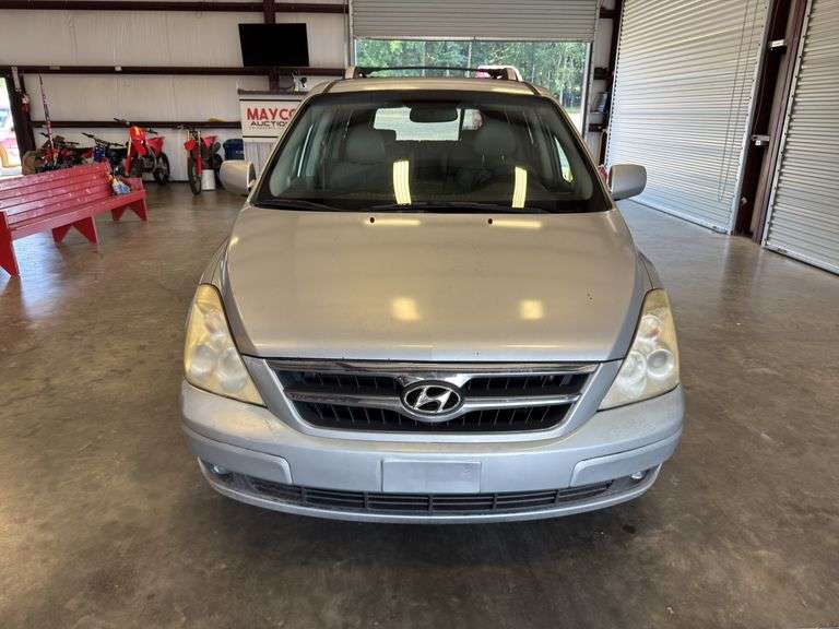 2007 HYUNDAI Entourage