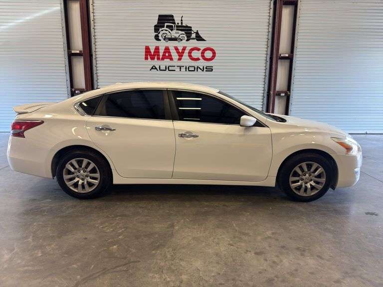 2015 NISSAN Altima