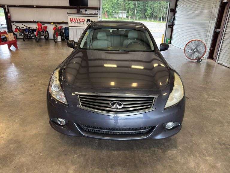2012 INFINITI G37