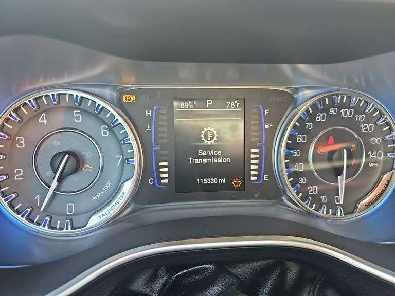 2015 CHRYSLER 200