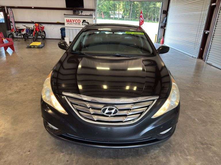 2011 HYUNDAI Sonata