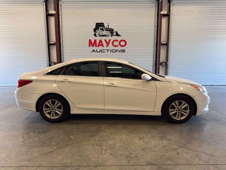 2013 HYUNDAI Sonata