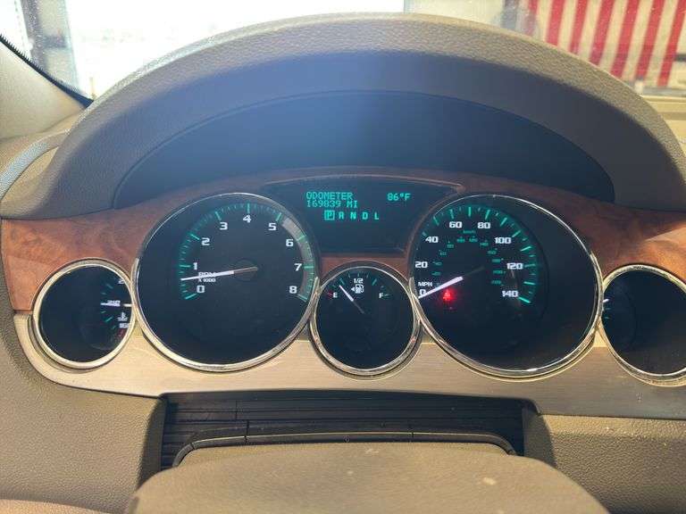 2011 BUICK Enclave