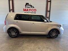 2010 TOYOTA Scion xB