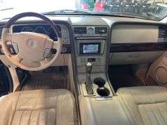 2004 LINCOLN Navigator