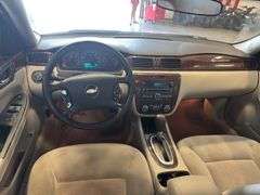 2011 CHEVROLET Impala