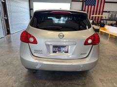 2010 NISSAN Rogue