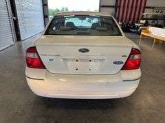 2005 FORD Five Hundred