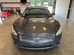 2011 NISSAN Maxima