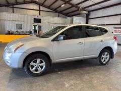 2010 NISSAN Rogue